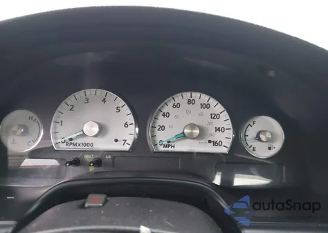 2004 Ford Thunderbird z USA, uszkodzony, nr VIN 1FAHP60A44Y108970